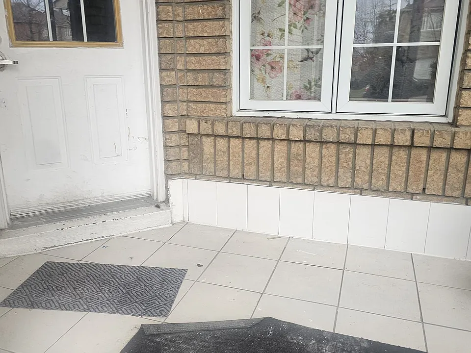 112 Lauraglen Cres