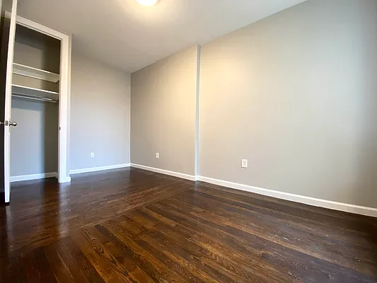 Rented by Bruma Realty LLC | media 8