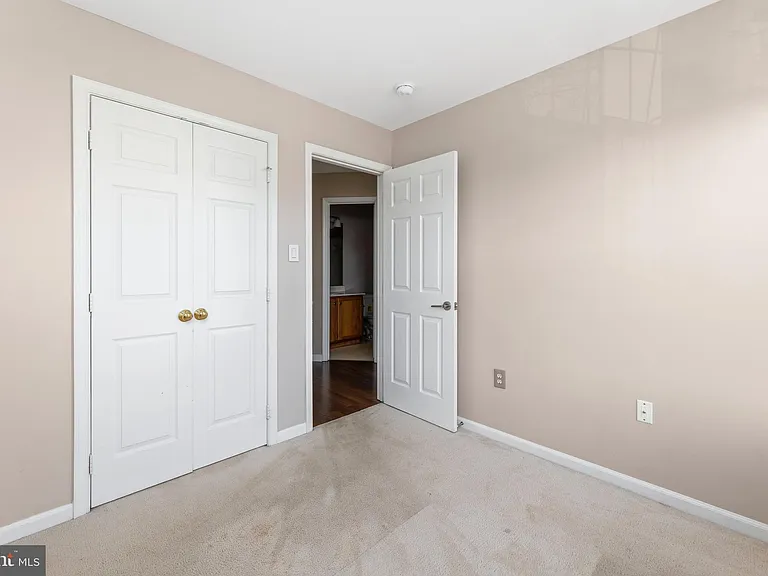 3343 Cape May Ct — Photo 23