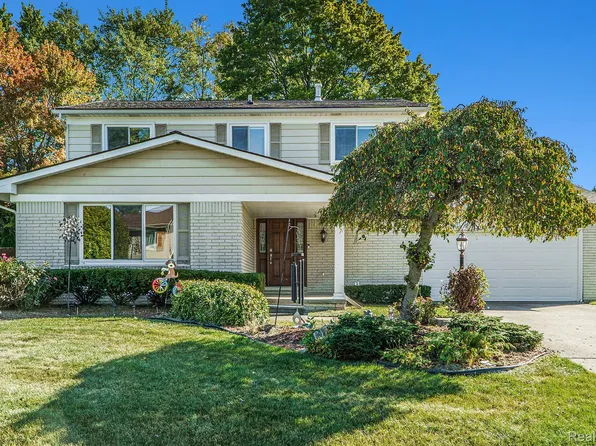 22690 Heatherbrae Way, Novi, MI 48375