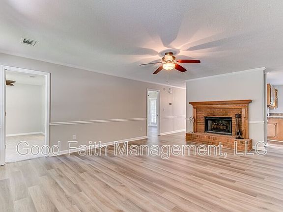 4th image of 612 Fieldstone Way