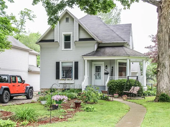 3416 Western Ave, Mattoon, IL 61938