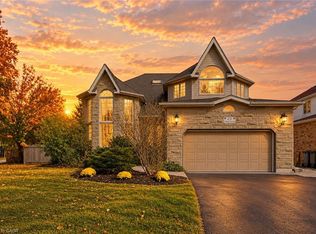 25 Amalia Cres, Guelph, ON N1L 1L2