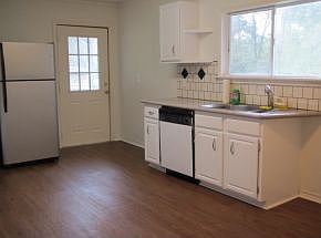 4th image of 3125 Zo Ann Dr