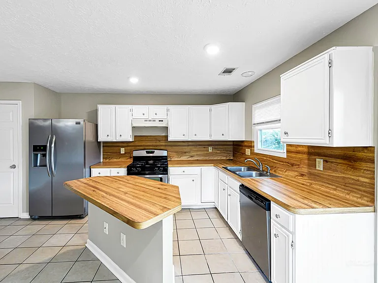 19307 Wildoats Dr — Photo 12