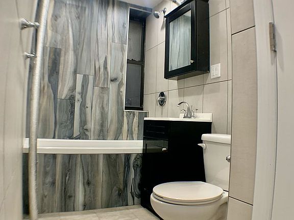 2nd image of 32 Rogers Ave #3D