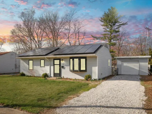 1206 E Florida Ave, Urbana, IL 61801