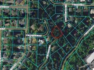 3090 SW Malcolm Ct, Portland, OR 97225