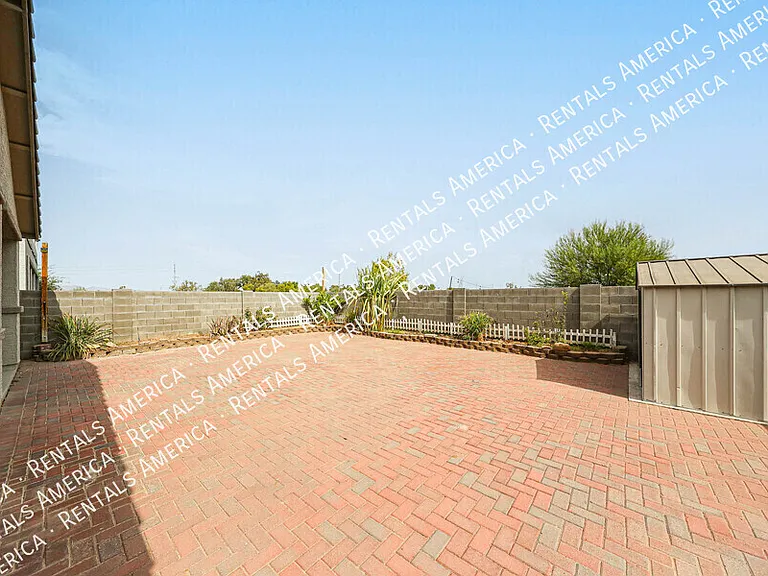 9820 W Sanna St — Photo 8