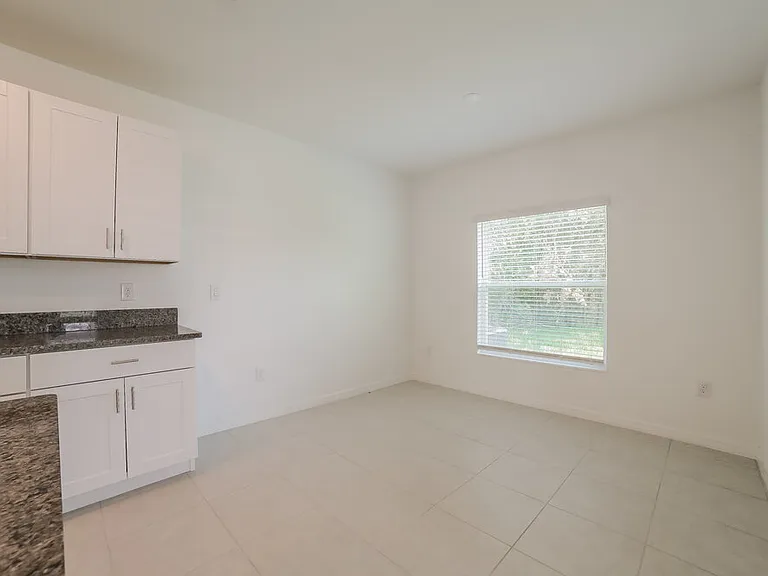 7230 Spring Snowflake Ave — Photo 6