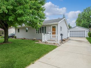 1911 3rd Ave NW, Waverly, IA 50677