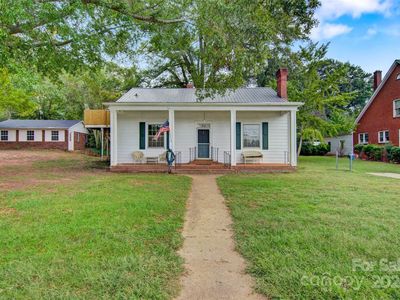 94 S Main St, Granite Falls, NC, 28630