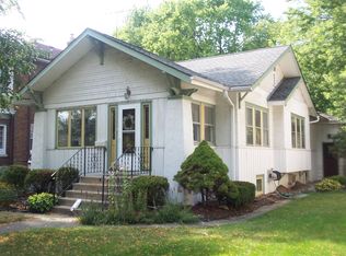 336 Olmsted Rd, Riverside, IL 60546