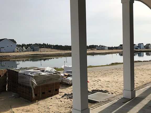 2nd image of 4811 Waves Pointe Pointe