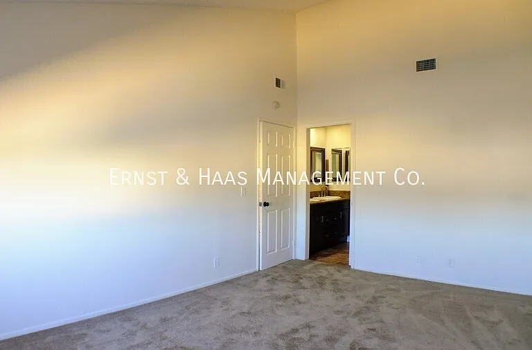 7021 Alondra Blvd #26 — Photo 20