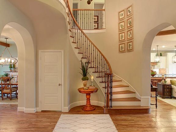 The Bracken III Foyer