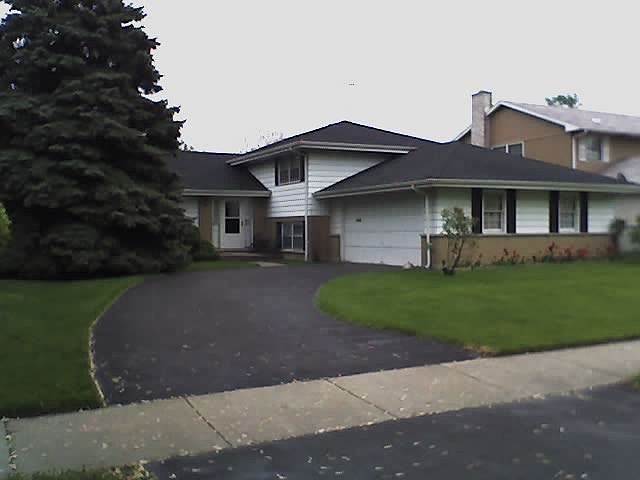 1st image of 15911 Woodlawn East Ave
