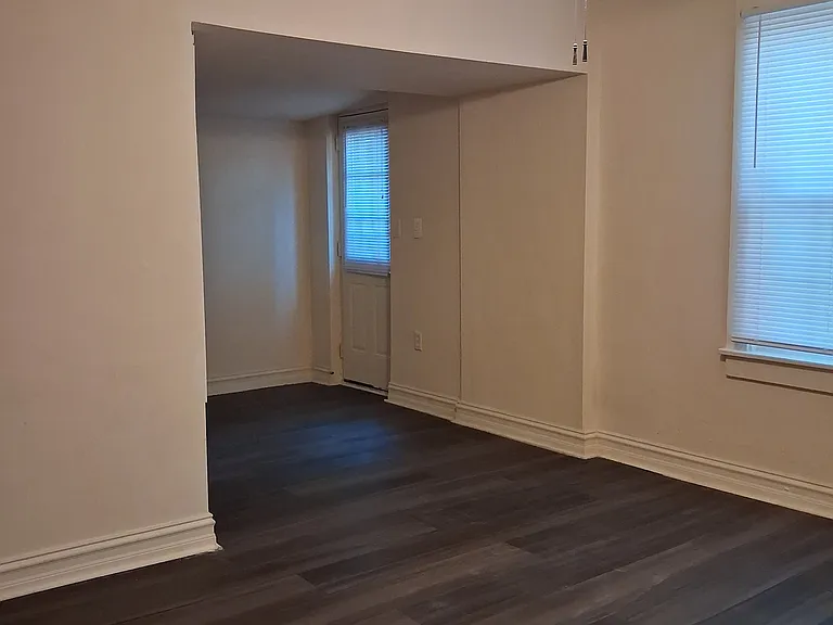 533 E Milton Ave — Photo 21