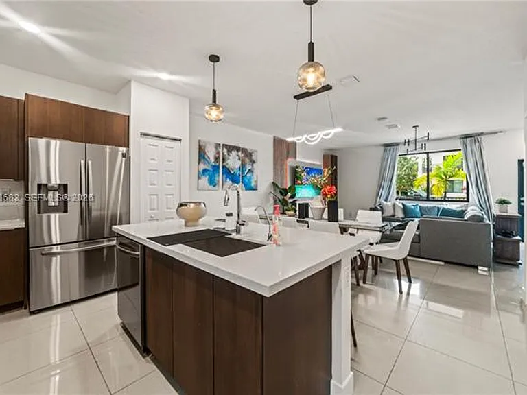 4741 NW 84th Ave #Townhouse 4741 — Photo 15