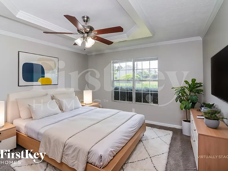 3818 Clarendon Pl — Photo 12