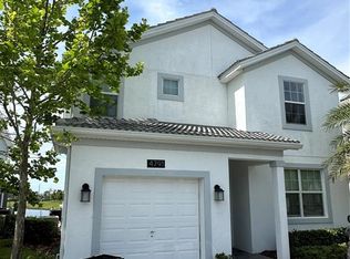 4791 Kings Castle Cir, Kissimmee, FL 34746