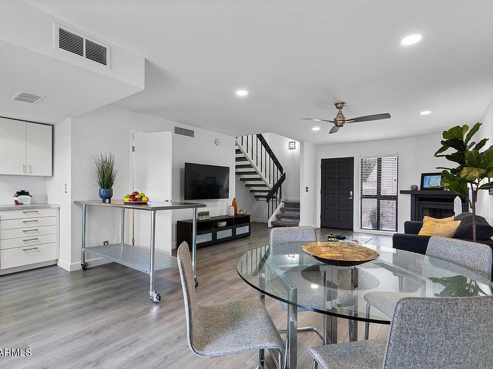 1st image of 1401 E Puget Avenue #1