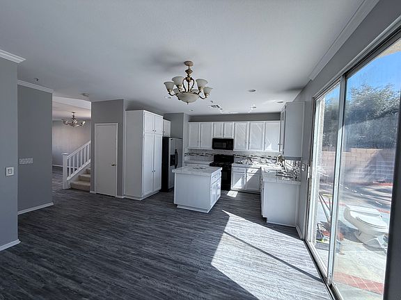 2nd image of 16853 Shinnecock Ln