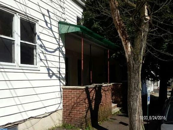2nd image of 139 E Mahanoy St