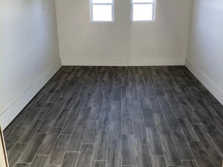 2512 Yorkshire Ave — Photo 11