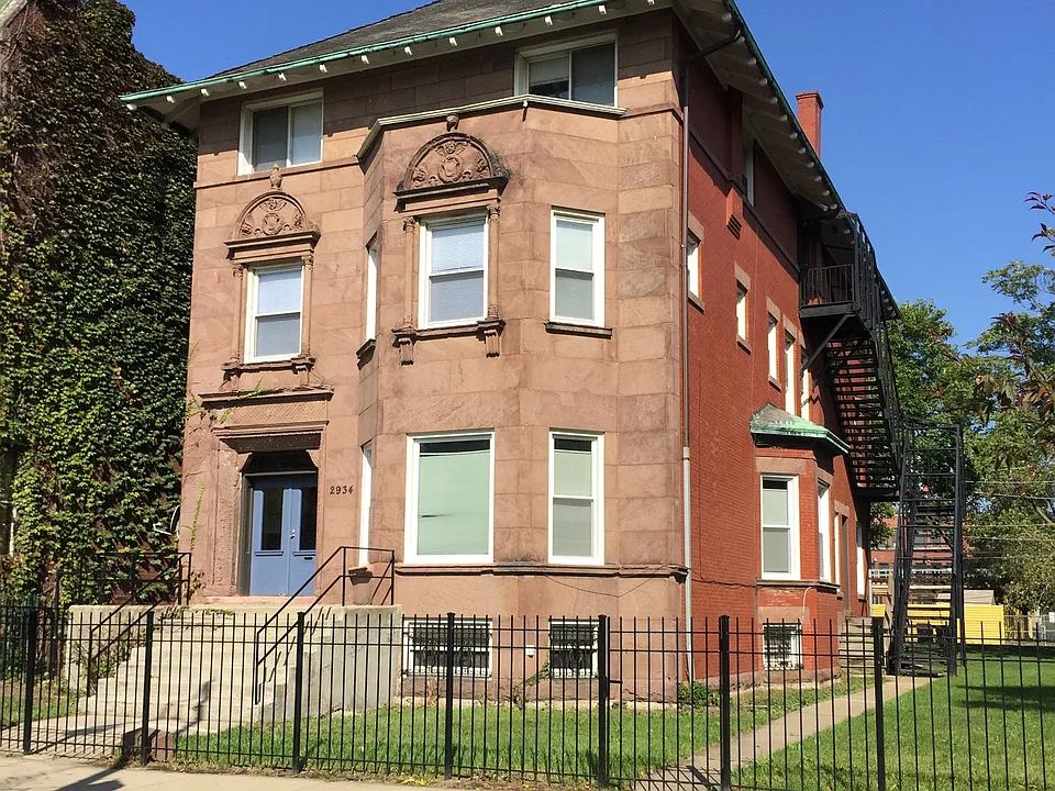 2934 W Washington Blvd #2
