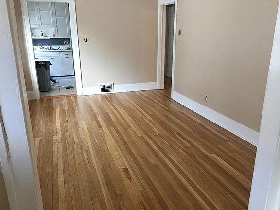 2nd image of 1380 Phelps Ave