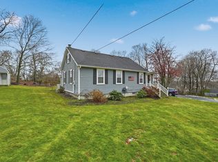 98 Cliffe Ave, Swansea, MA 02777