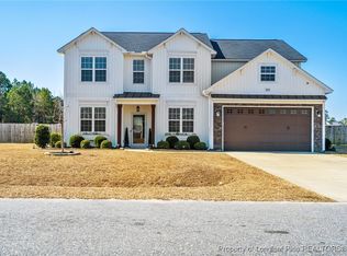 1604 Lizzie Lou Ct, Hope Mills, NC 28348