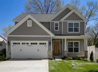 340 Crest Ave, Saint Louis, MO