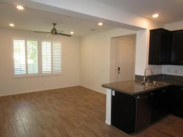 28750 Calle De La Paz Dr — Photo 2