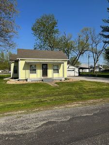 407 N 9th St, Altamont, IL, 62411