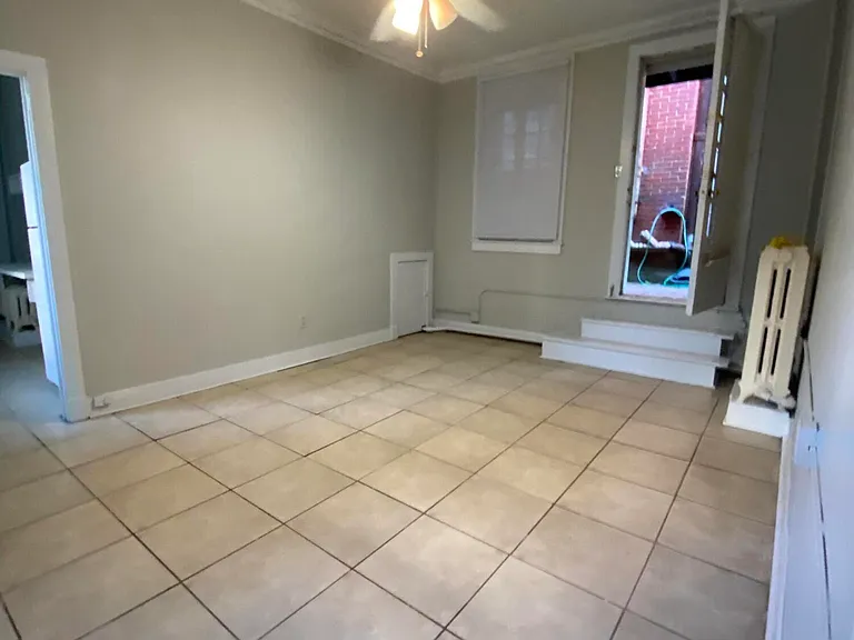 202 S 3rd St #11 — Photo 8