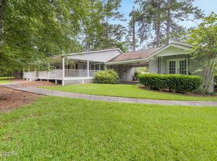 102 Old Macon Rd, Gray, GA 31032