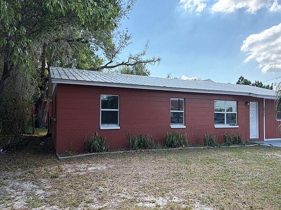 3rd image of 1021 Kettles Ave