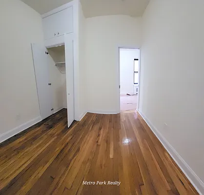 Rented by Metro Park Realty Inc | media 3