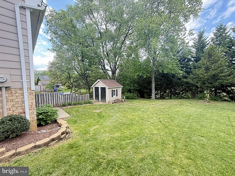 824 Appleseed Ct — Photo 42
