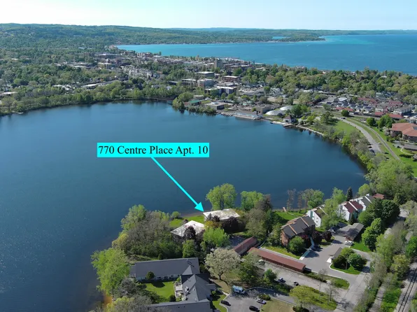 770 Centre Pl #10, Traverse City, MI 49686
