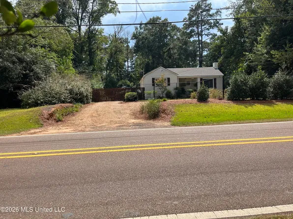 929 Northwest Ave, McComb, MS 39648