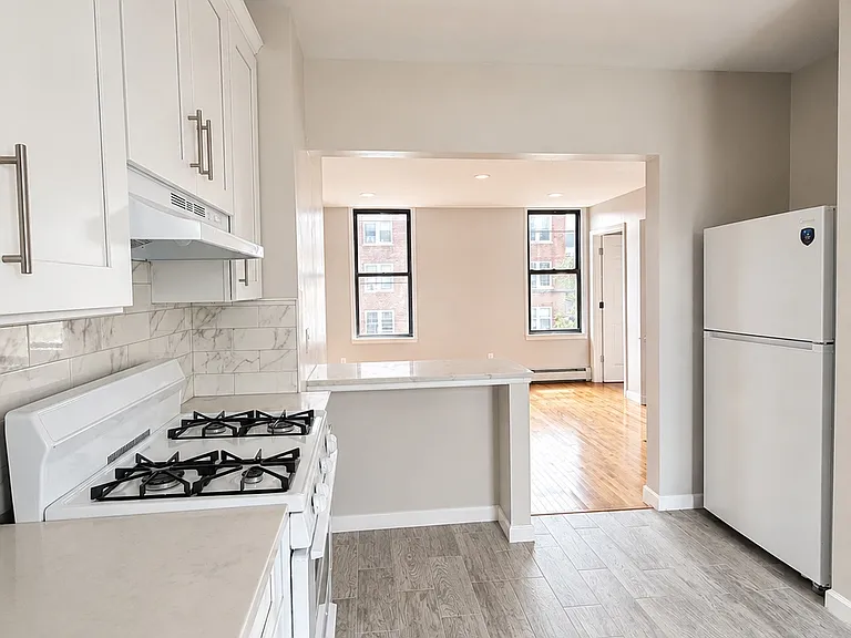6703 Park Ave #3 — Photo 4