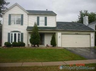 1840 Mission Hills Dr, Elgin, IL