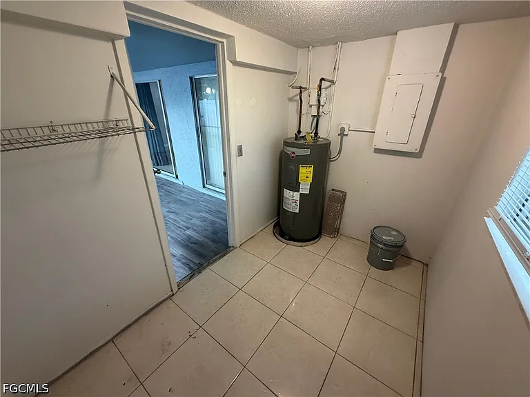 702 SE 47th St #2 — Photo 21