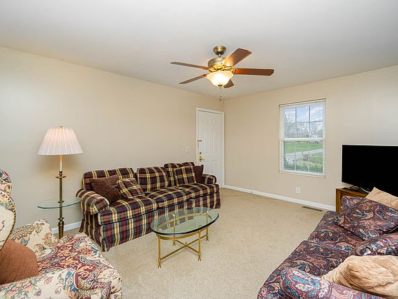 5th image of 2633 Country Haven Dr #B