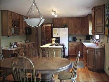 4th image of 16373 Petro Dr