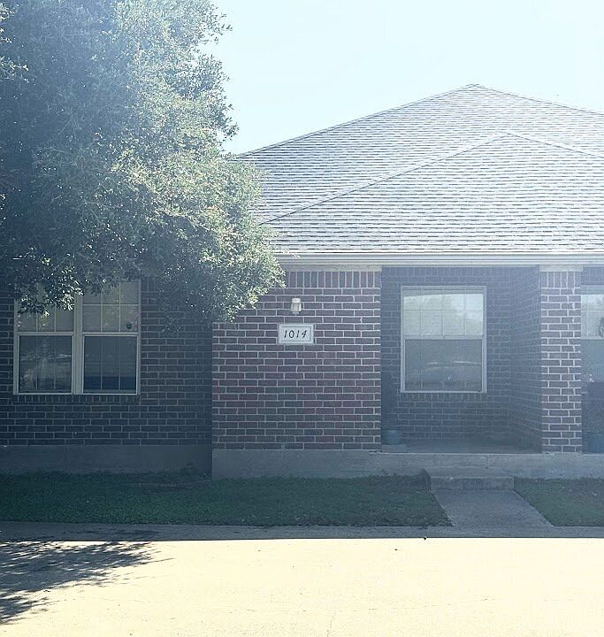 1st image of 1014 Sun Meadow Ct