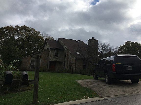 4th image of 840 Stonebridge Dr